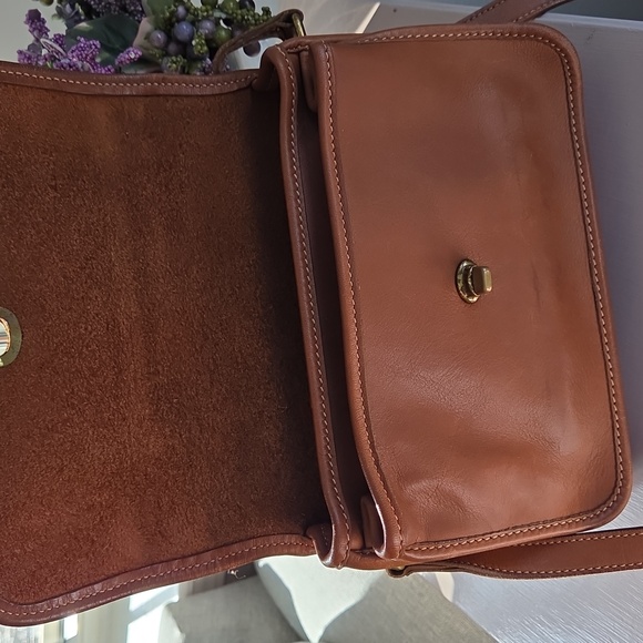 COACH Limited Edtn 100th Anniv. Olympics British Tan Leather Compartment Bag - Picture 9 of 10